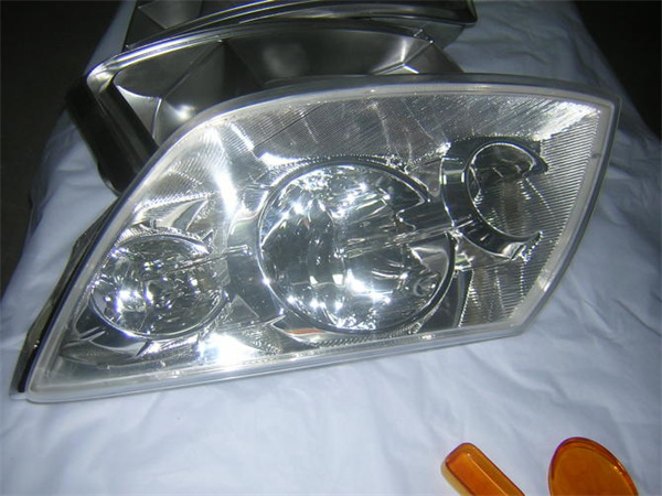 簡析車燈快速成型工藝研究